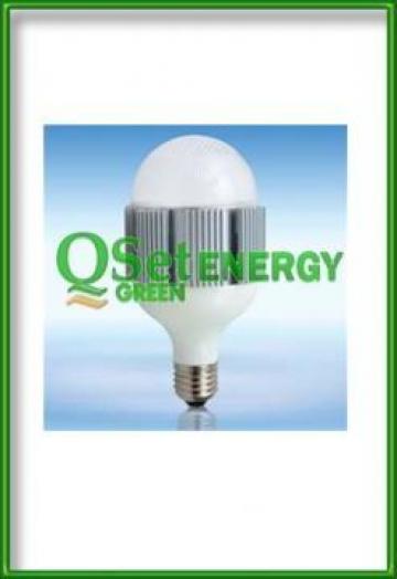 Bec cu LED-uri de 10 W de la Qset Energy