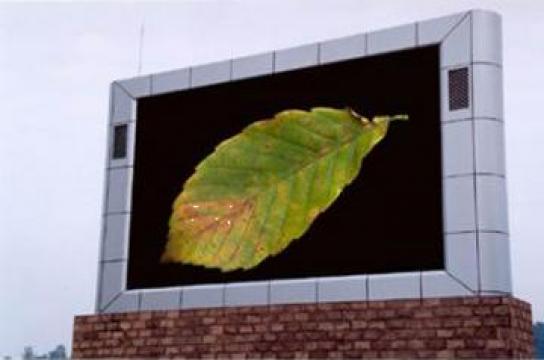 Panou video LED RGB de la Megavision Advertising