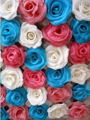 Trandafiri decorativi pentru tort