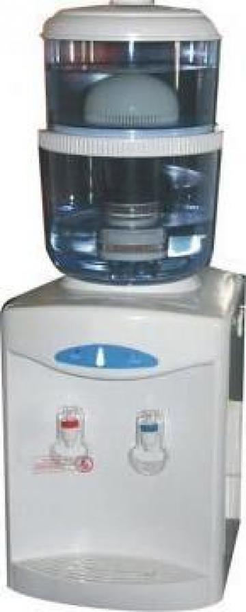 Dozator de apa cu filtru purificator de la Aqua Filter Dsz
