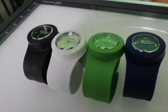 Ceasuri de silicon - 12 culori de la Evn Solutions Srl.