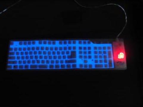 Tastatura silicon luminoasa de la 