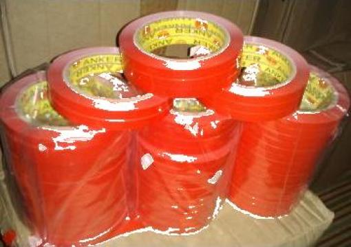 Banda adeziva PVC rosie pentru lipit pungi de la Paper World Srl