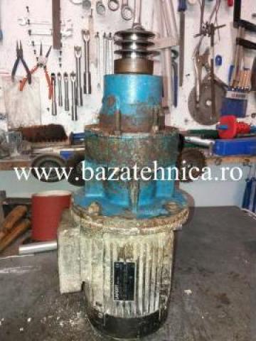 Reparatie motoreductor pentru malaxor de paine de la Baza Tehnica Alfa Srl