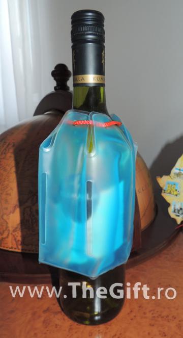 Punga cu gel, pentru racirea sticlei cu bautura de la Thegift.ro - Cadouri Online