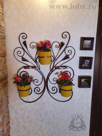Suport de perete pentru cinci flori Cale de la Loby Design Construct