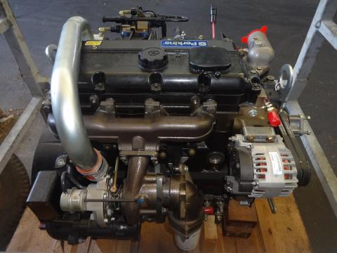 Motor complet Perkins 1104D-44T de la Instalatii Si Echipamente Srl