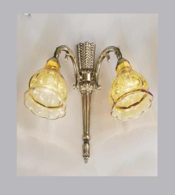 Lampa de perete cu 2 lumini din alama cu abajur din sticla de la SC Purify Studio SRL