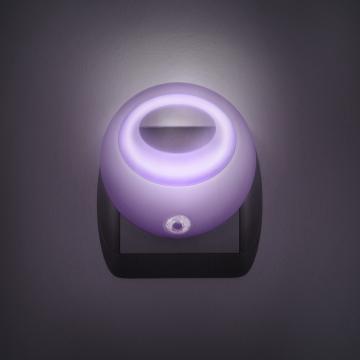Lampa de veghe cu LED si senzor de lumina - violet