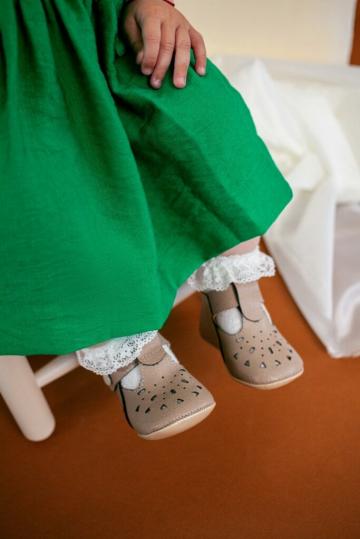 Pantofi din piele sandaluta pentru botez - bej