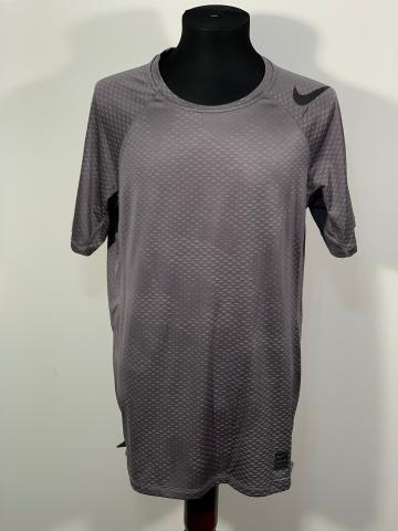 Tricou Nike Pro marimea L barbat de la In Carouri Srl