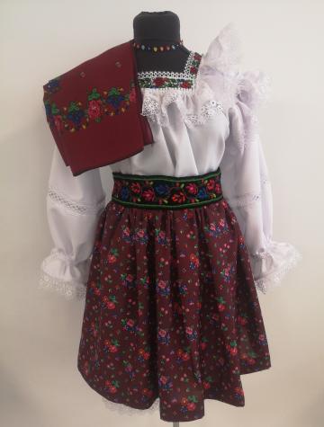 Costum popular pentru doamne de Maramures