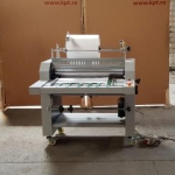 Masina de laminat RM720 de la Kronstadt Papier Technik S.a.