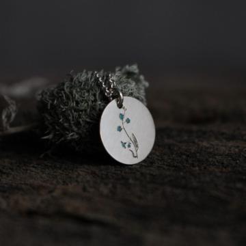 Colier floare de nu-ma-uita de la Raw Jewellery Srl