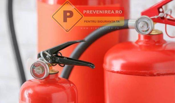 Verificare si incarcare stingatoare p3 de la Prevenirea Pentru Siguranta Ta G.I. Srl