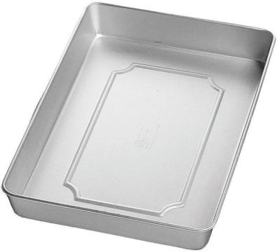 Tava de copt dreptunghiulara din aluminiu, 28 x 38 cm de la Lumea Basmelor International Srl