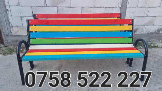 Banca de parc colorata de la Moblux Stradal SRL