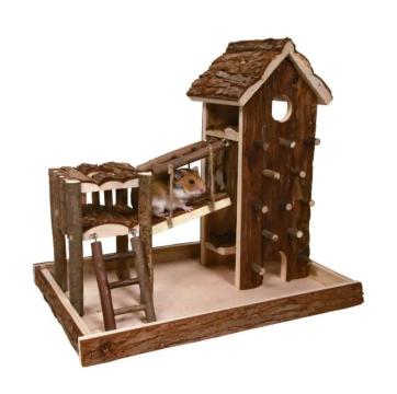 Loc de joaca Trixie Birger din lemn natural pentru hamsteri de la Lumea Lui Odin Srl