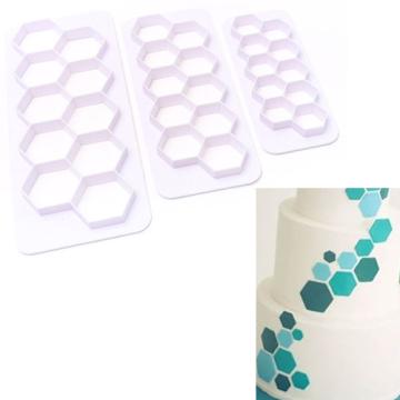 Set decupatoare hexagon, 3 buc. - Lumea de la Lumea Basmelor International Srl