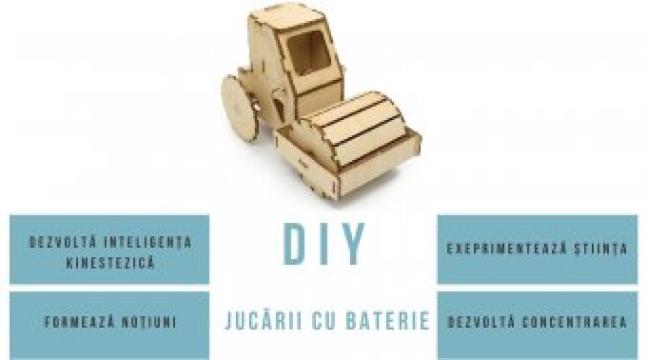 Jucarie cu baterii cilindru compactor DIY de la Supermarket Pentru Tine Srl