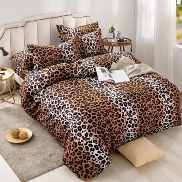 Lenjerie de pat finet Animal Print de la Gastro Bar Solutions Srl