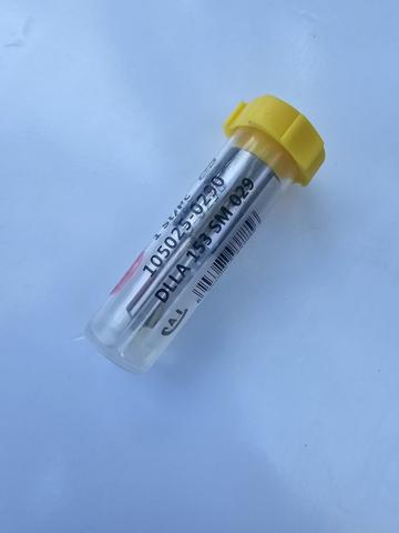 Duza injector DLLA153SM029 pentru Hitachi EX120-5, EX135