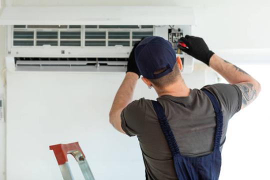 Revizie, completare freon aer conditionat Bucuresti de la Climfix Air Srl