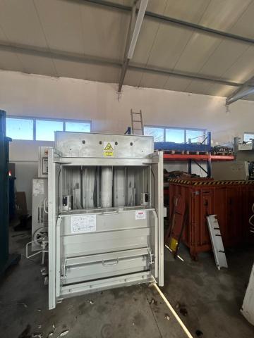 Presa verticala de balotat HSM VL 500.2