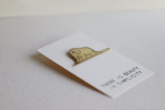 Brosa alama elefant Micul Print de la Raw Jewellery Srl