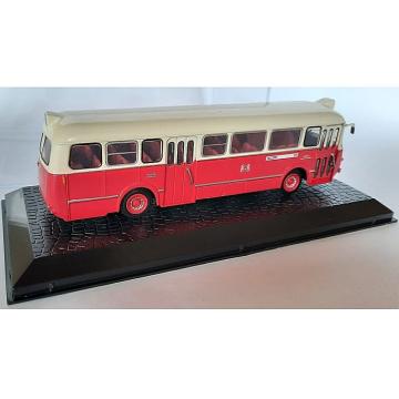 Macheta autobuz 1953 Renault S45 R4210 Scara 1:72
