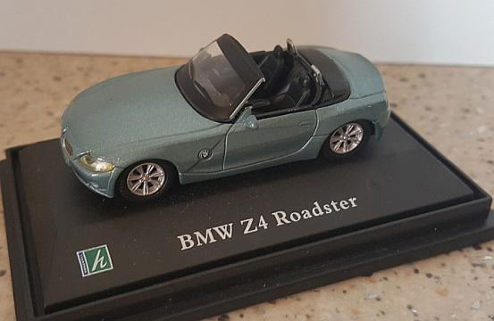Macheta BMW Z4 Roadster Scara 1:72 Cararama de la Hobbyplanet Romania