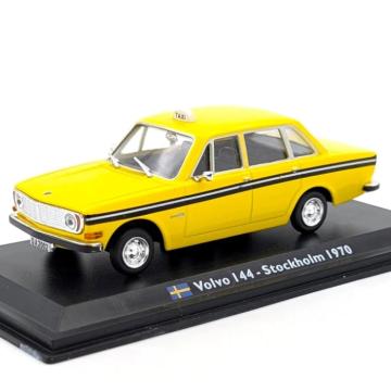 Macheta Taxi Volvo 144 Stockholm 1970, scara 1:43