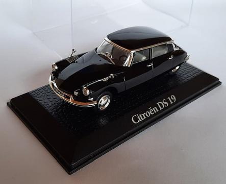 Machete Citroen 1962 DS 19 Charles de Gaulle , black