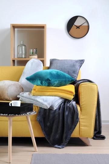 Patura Doudou 130X160 cm, culoare In, 100% poliester de la URBANIX SRL