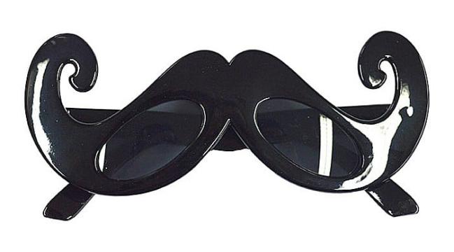 Ochelari petrecere mustati de la Hobbyplanet Romania