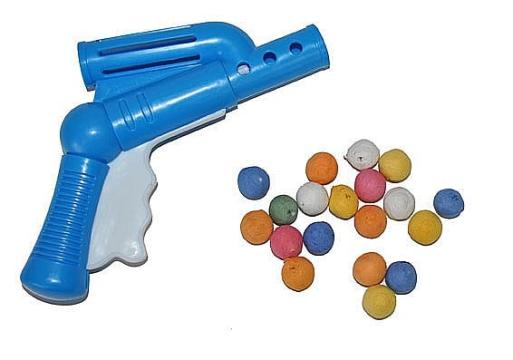Jucarie Pistol albastru din plastic cu 20 bile din bumbac