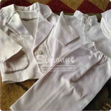 Costumas botez baietei alb de la Simonne